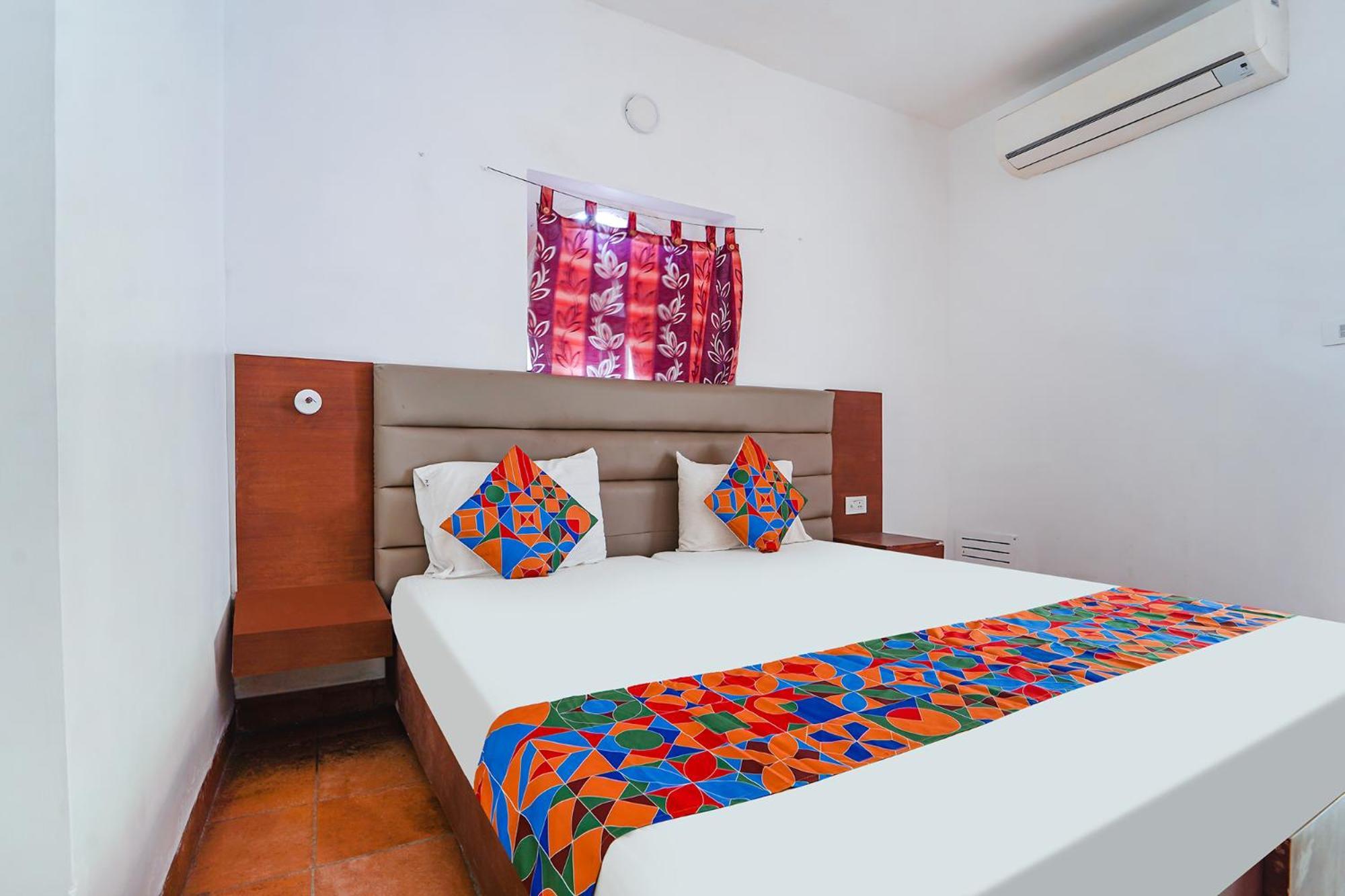Fabexpress Le Aham Boutique - Auroville Beach - 600M Pondicherry Eksteriør bilde