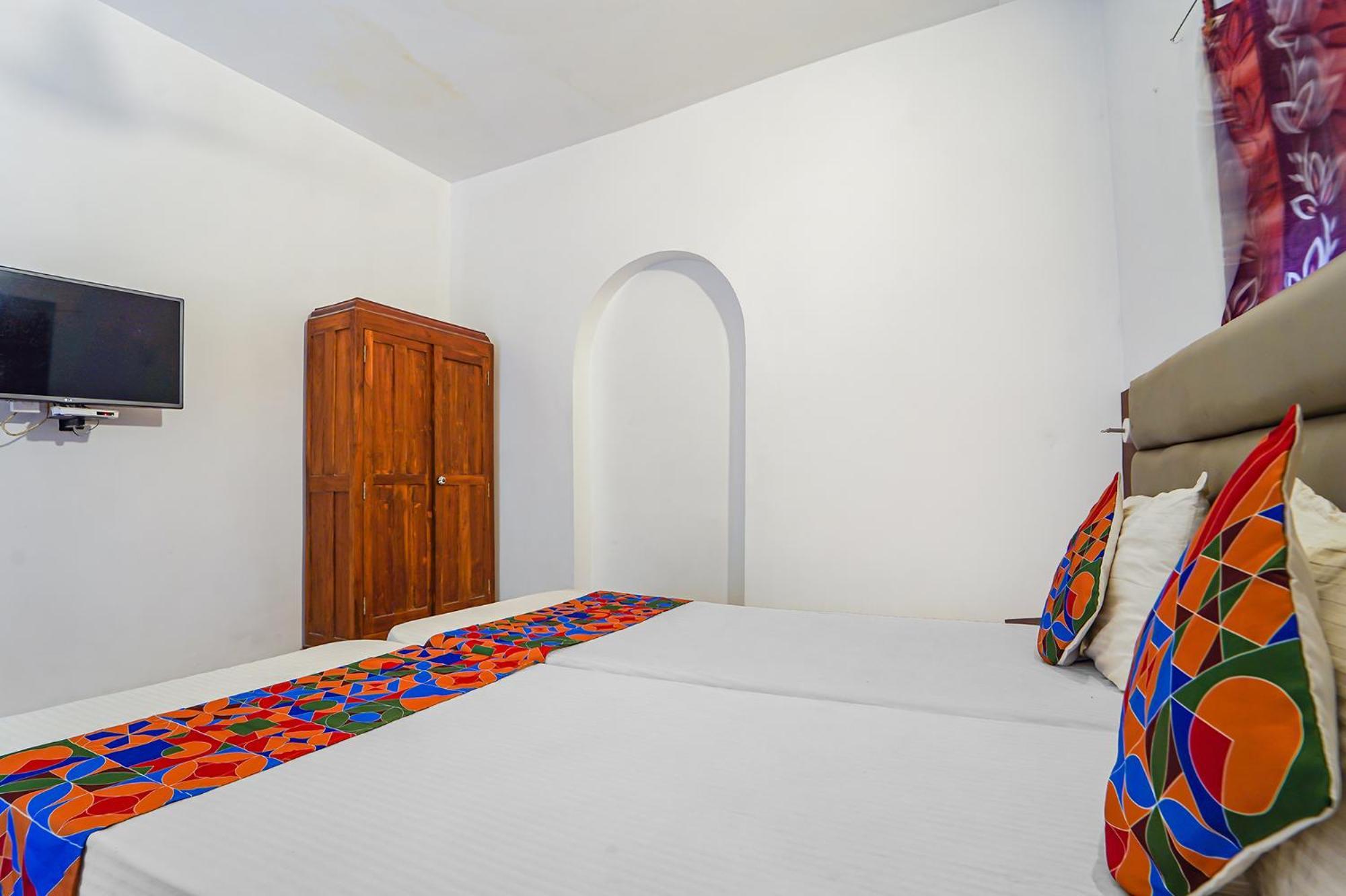 Fabexpress Le Aham Boutique - Auroville Beach - 600M Pondicherry Eksteriør bilde